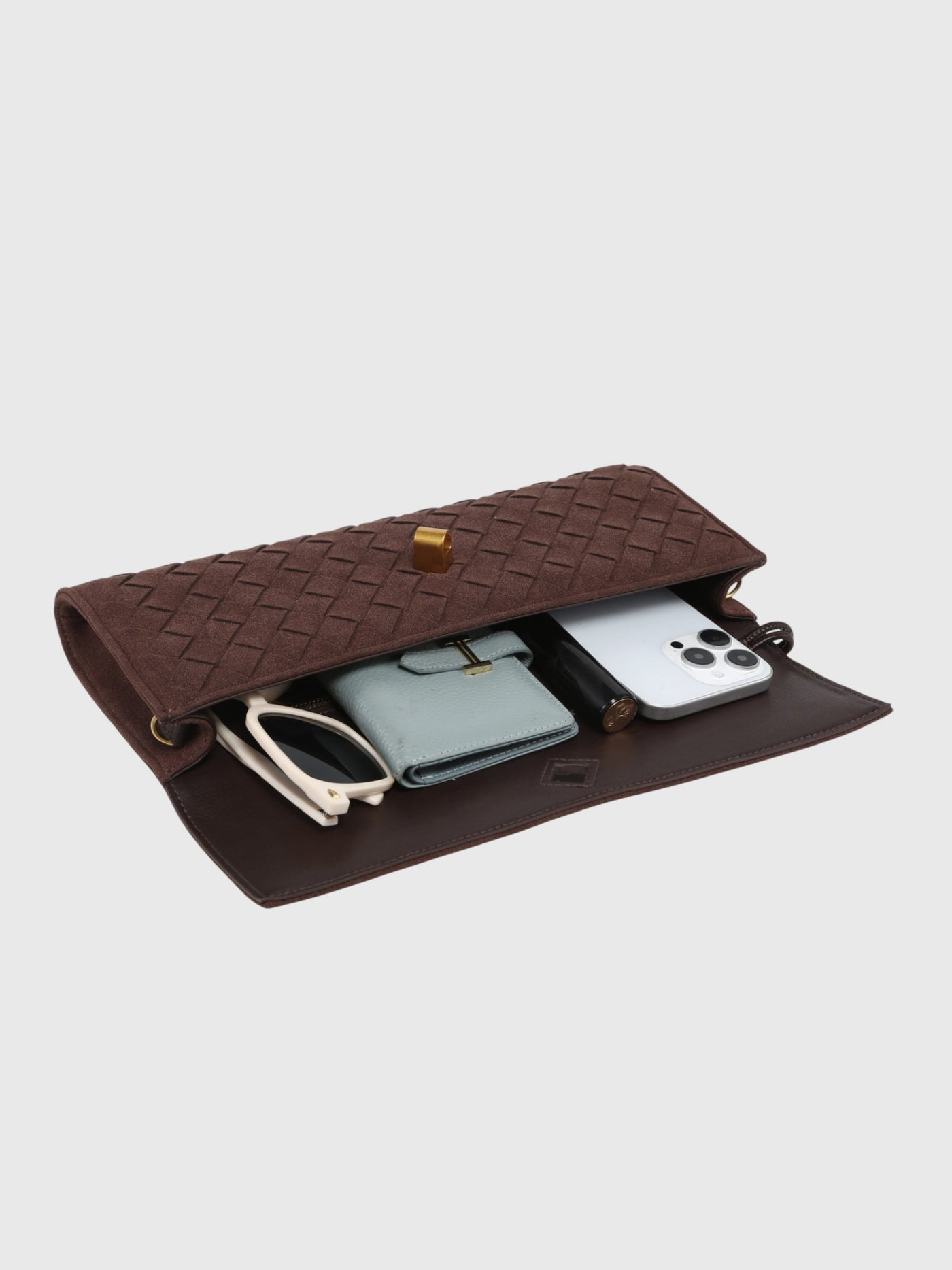 Cherry | Clutch in Suede