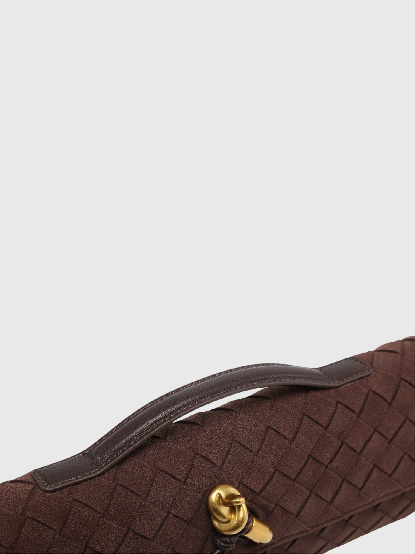 Cherry | Clutch in Suede
