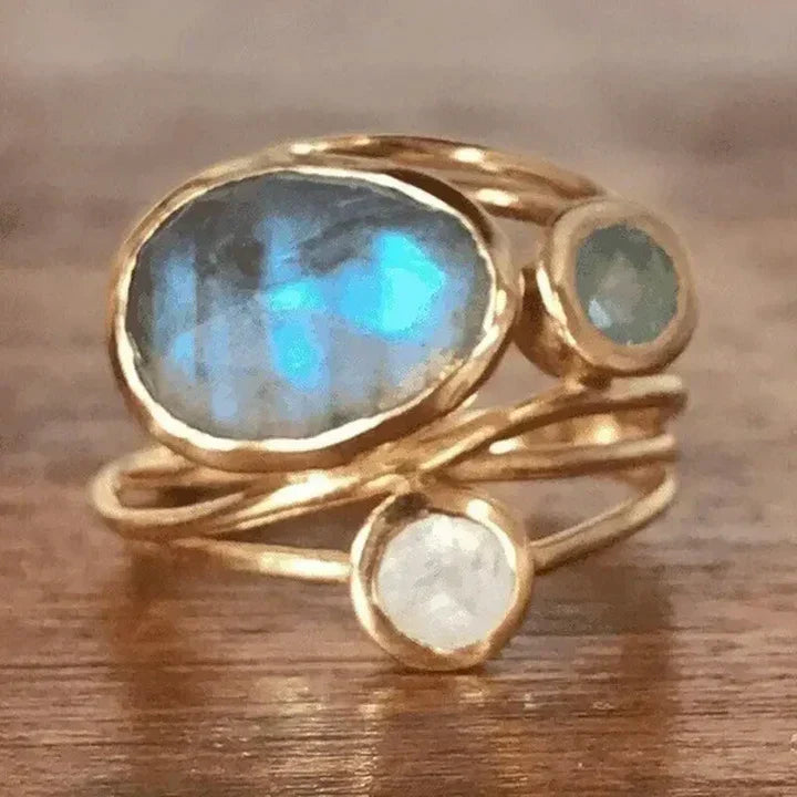Anello vintage con pietra di luna blu inlaid